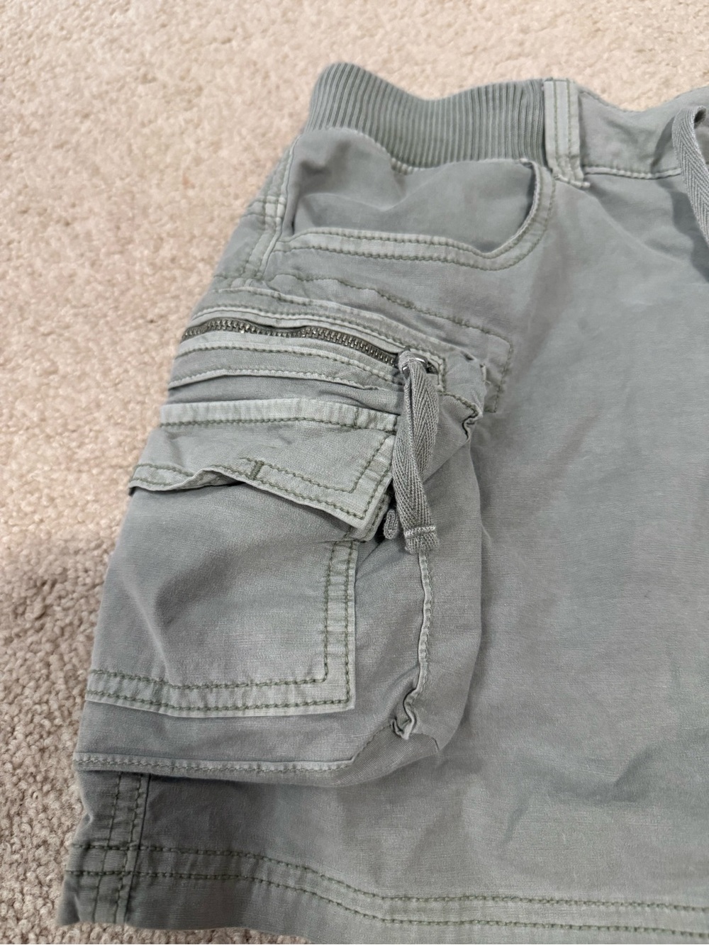 American Eagle Outfitters Olive Green Cargo Skort with Drawstring - Picture 2 of 6